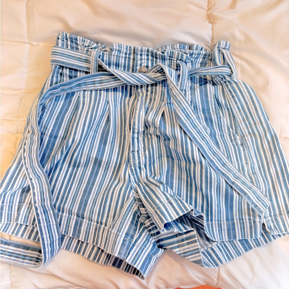 american eagle stretch striped shorts